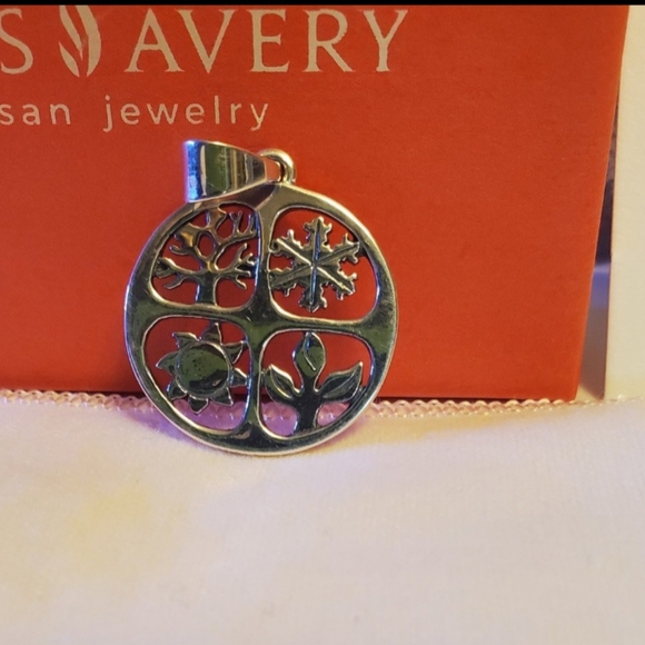 James Avery Retired Four Seasons Pendant - Picture 4 of 5